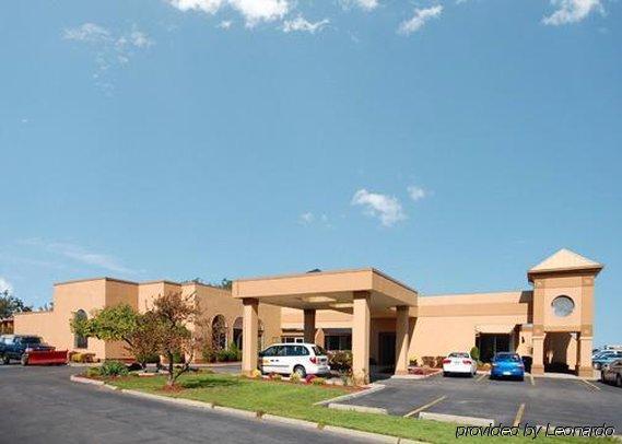 Clarion Hotel Buffalo Airport Williamsville Εξωτερικό φωτογραφία