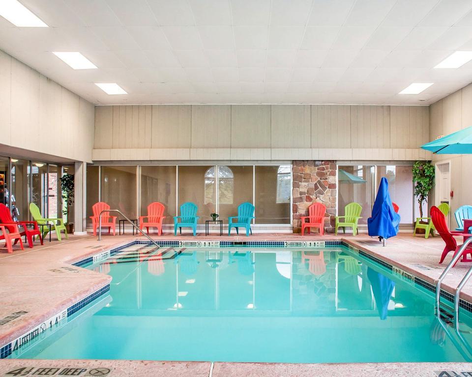 Clarion Hotel Buffalo Airport Williamsville Εξωτερικό φωτογραφία