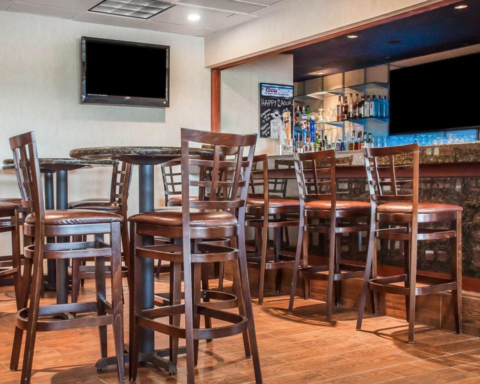Clarion Hotel Buffalo Airport Williamsville Εξωτερικό φωτογραφία