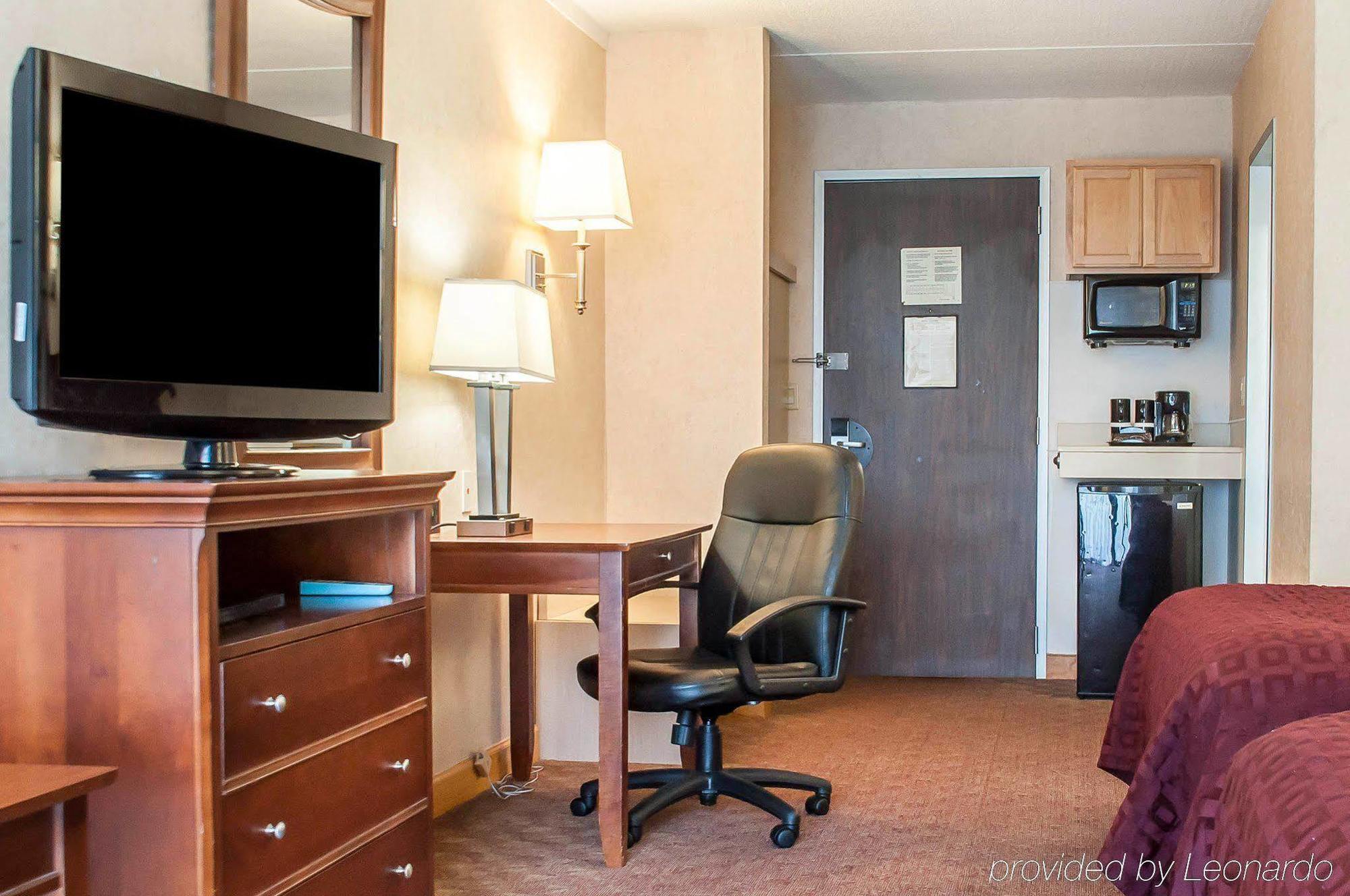 Clarion Hotel Buffalo Airport Williamsville Εξωτερικό φωτογραφία