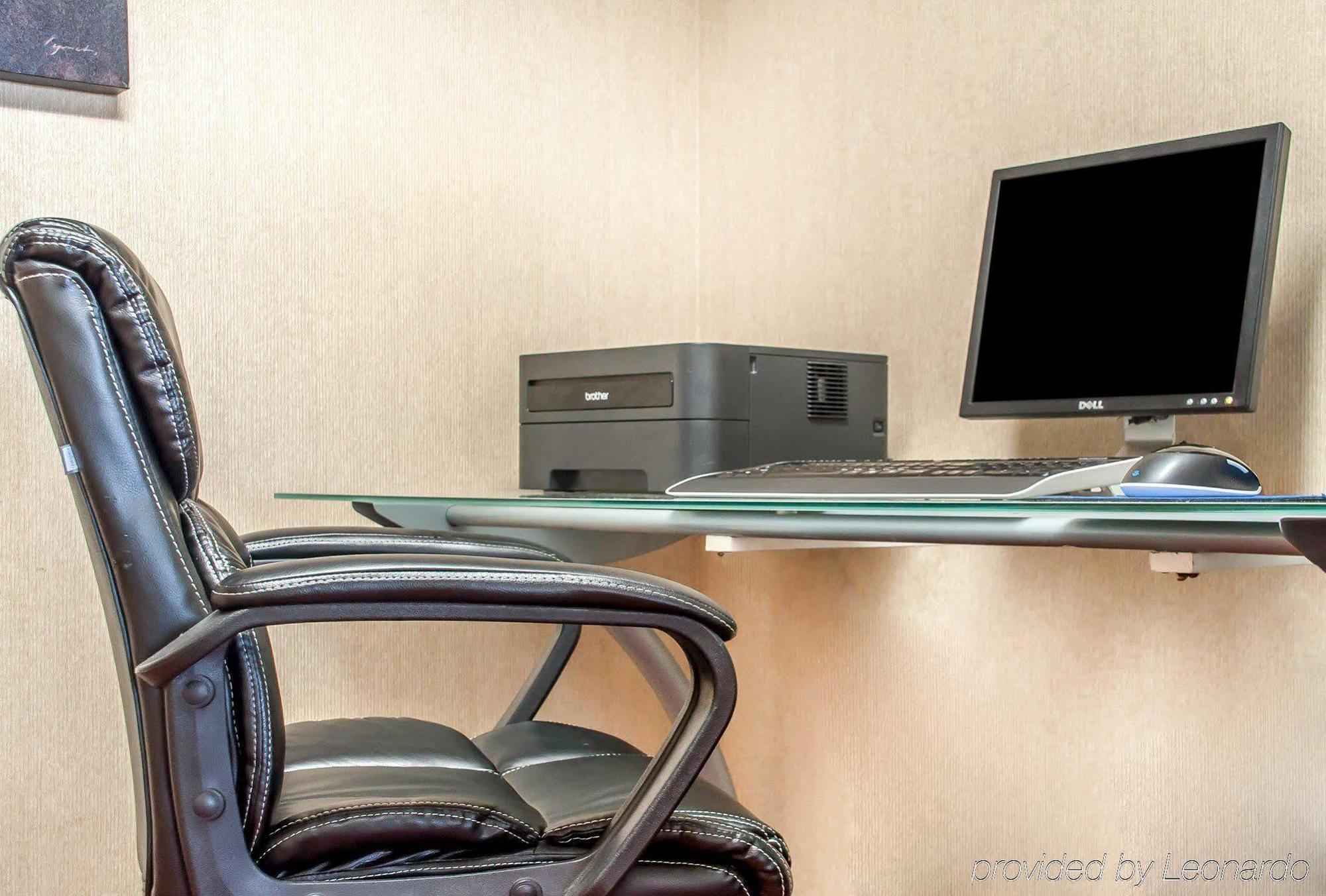 Clarion Hotel Buffalo Airport Williamsville Εξωτερικό φωτογραφία
